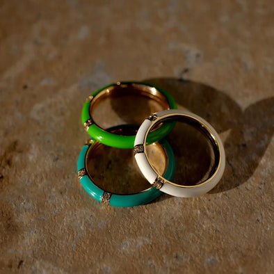 Stack It Up: The Enamel Jewelry Trend We’re Loving for Summer 2025