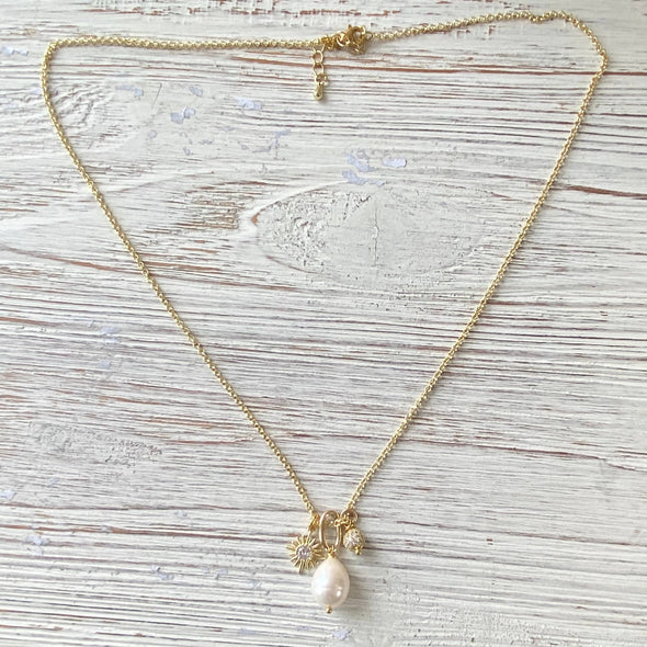 Pearl & Sun pave necklace