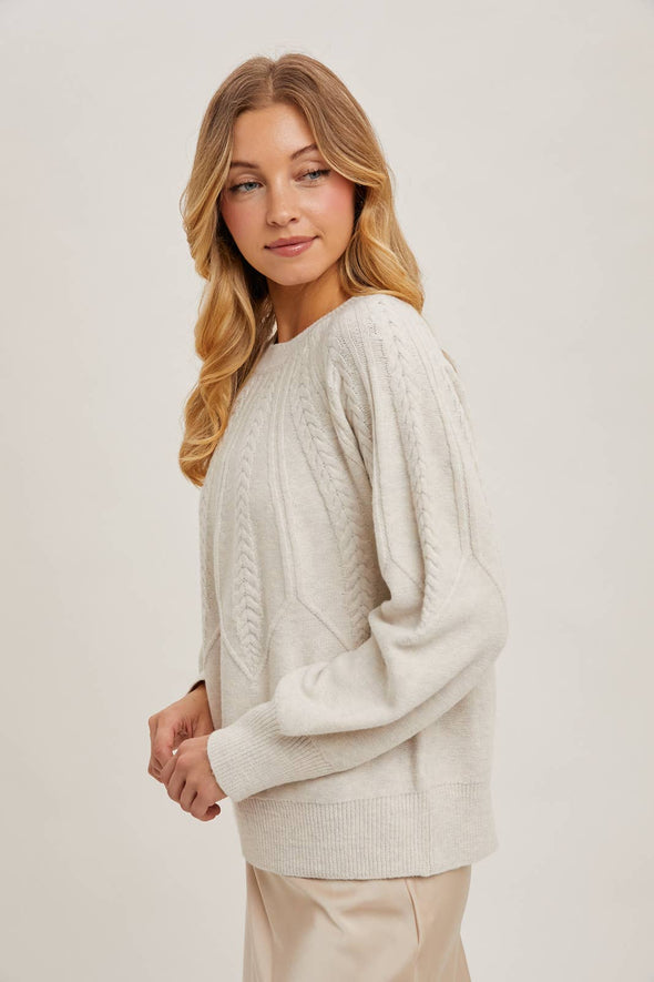 CREW NECK CABLE KNIT SWEATER