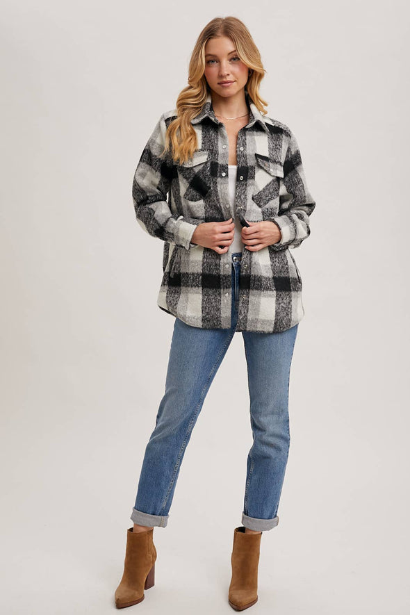 BUTTON DOWN PLAID SHACKET