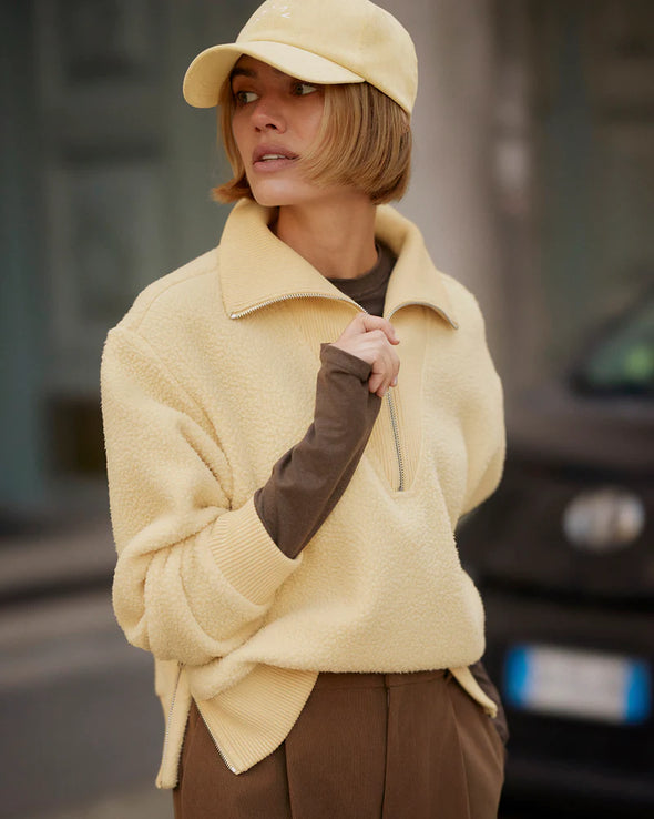 Jaylin Half-Zip Fleece In Reed Yellow