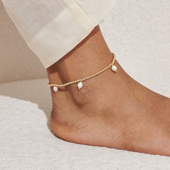 Three Pearl Anklet In Gold-Tone Plating