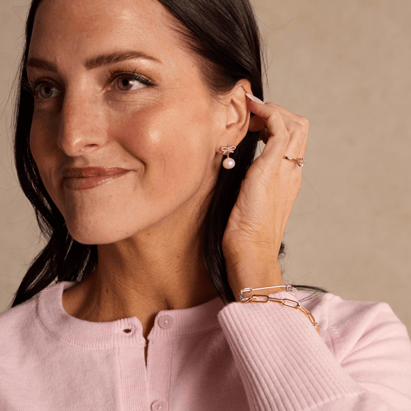 Bow and Pearl Studs