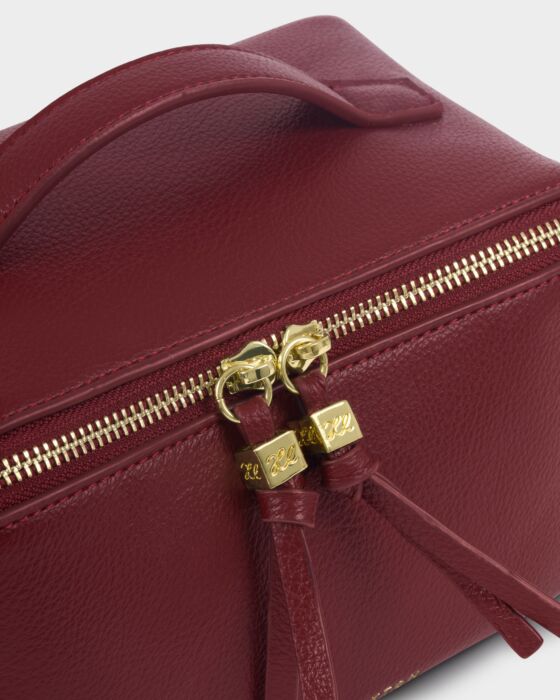 Soho Medium Makeup & Toiletry Bag in Cherry
